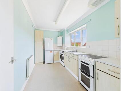 Violet Way, Yaxley, PE7