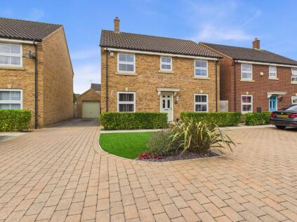 Briar Court, Yaxley, PE7