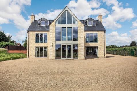 Holme Road, Yaxley, PE7