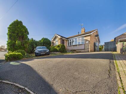 Vicarage Way, Yaxley, PE7