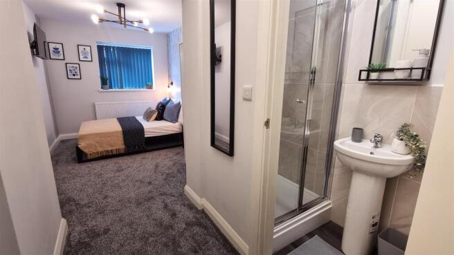 08. Room 2.jpg