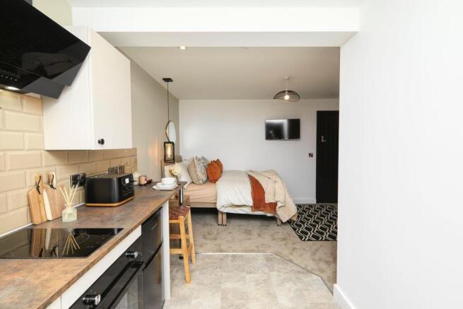 WhatsApp Image 2024-10-24 at 22.29.27 (1).jpeg