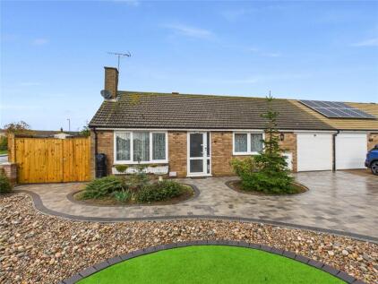 Wentworth Drive, Felixstowe, Suffolk, IP11