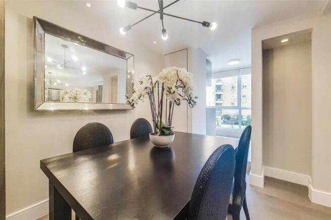 2_Dining Room-0.jpg