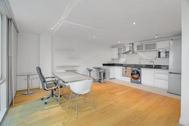 01-c56481028-MK-PMSC-72 Visage Apartments-5.jpg