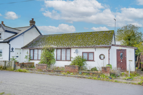 Queen Street, Cowlinge, CB8