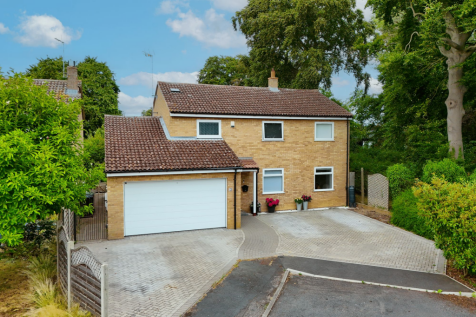 Kings Drive, Newmarket, CB8