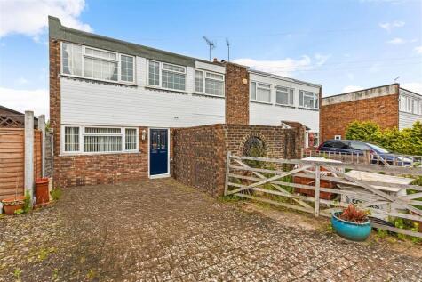 Loveys Road, Arundel, BN18 0HG