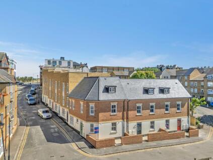 Cobbs Place, Margate, CT9