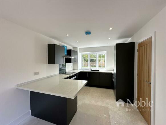 Open Plan Living/Kitchen/Dining Area