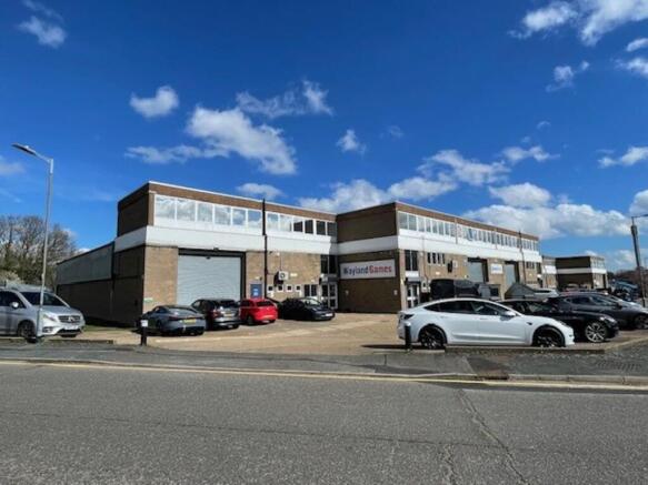 Eldon Way Hockley.jpg