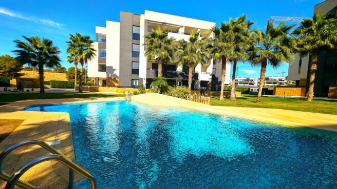 Luxury-Penthouse-Villamartin_los_altos (25)
