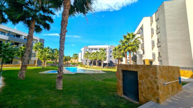 Luxury-Penthouse-Villamartin_los_altos (1)