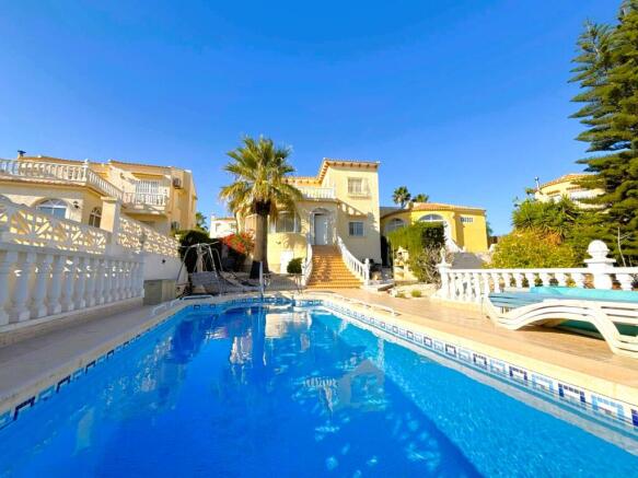 Villamartin El Presidente Villa 3 beds