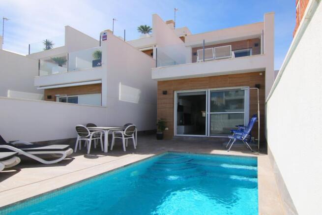 San Pedro Modern Villa private pool close to sea