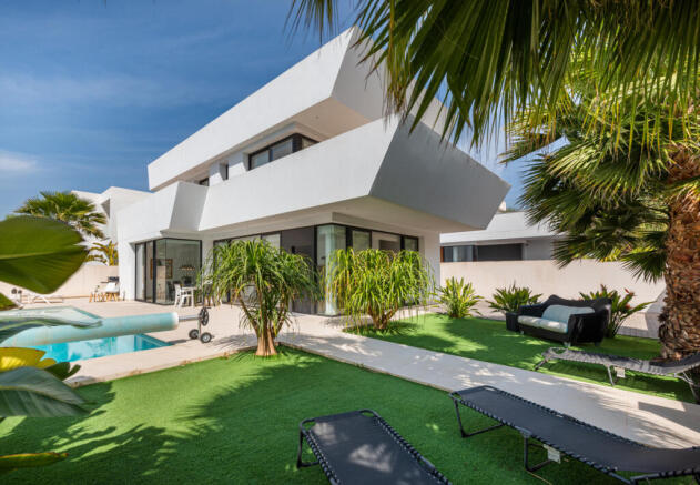 Ciudad Quesada Luxury Modern Villa with private pool