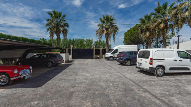 resale-detached-villa-heredades_with-stables (4)