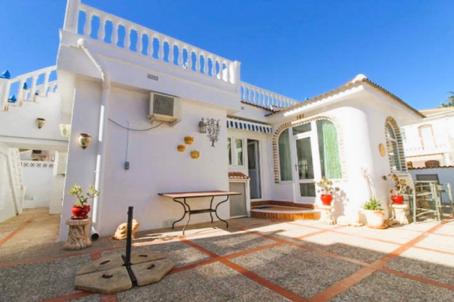 La Zenia Beachside Villa (1)