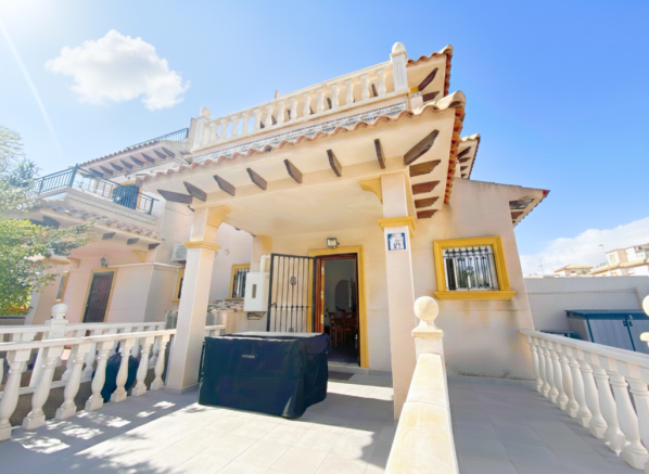 La Zenia Quad Villa with communal pool