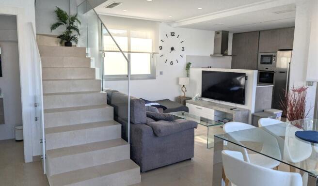 luxury villamartin villa with pool (8)