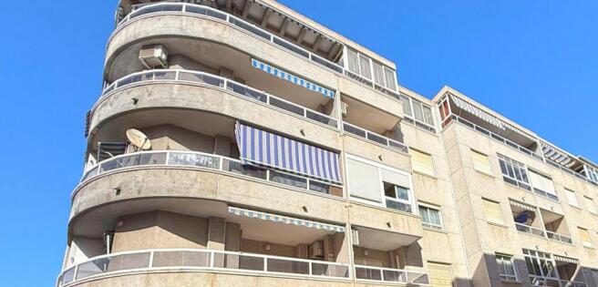 Torrevieja 2 bed apartment close to Playa del Cura