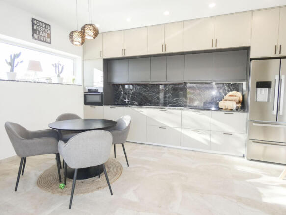 Ciudad Quesada Modern Villa Pool & Summer Kitchen (2)