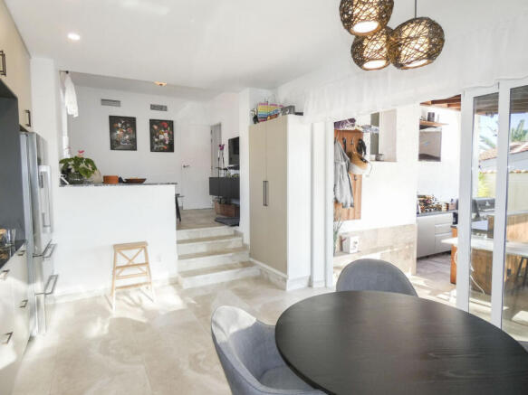 Ciudad Quesada Modern Villa Pool & Summer Kitchen (3)