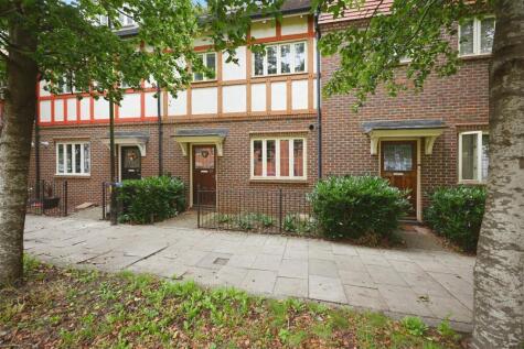 Clickers Drive, Upton, Northampton - No Onward Chain