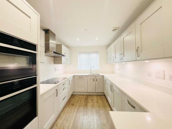 Open Plan Living / Dining Kitchen