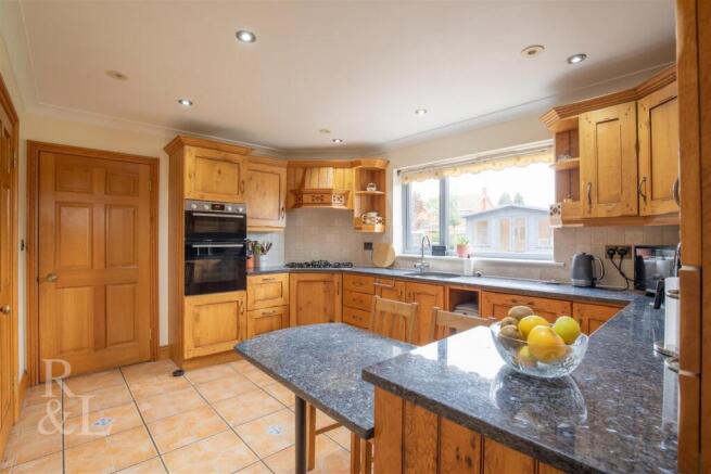 11 Dog Lane (12).jpg