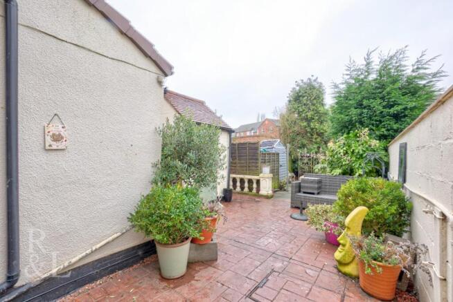 10 Moira Road (17).jpg