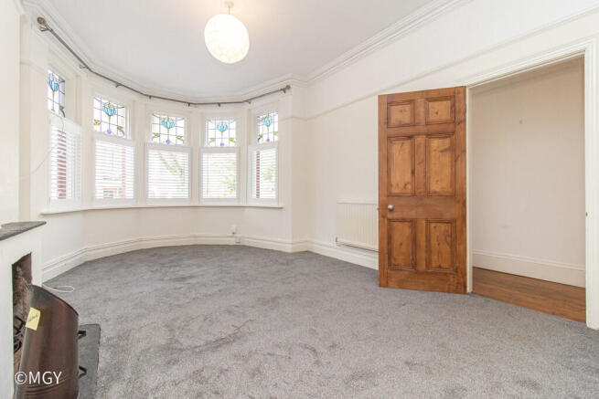 102 Clive Road-09