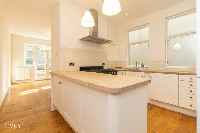 102 Clive Road-06