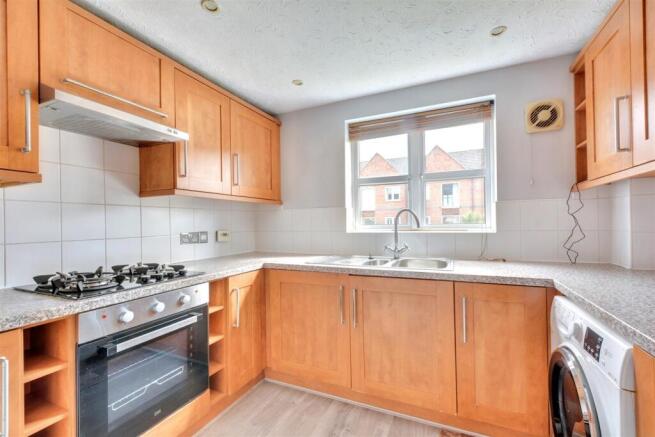 Kitchen_1.jpeg
