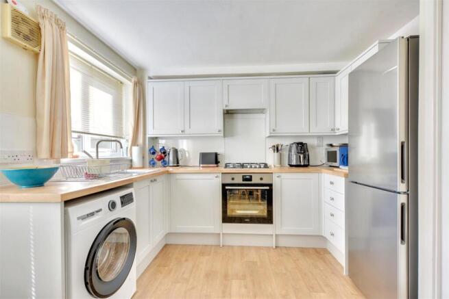 Kitchen_1.jpeg