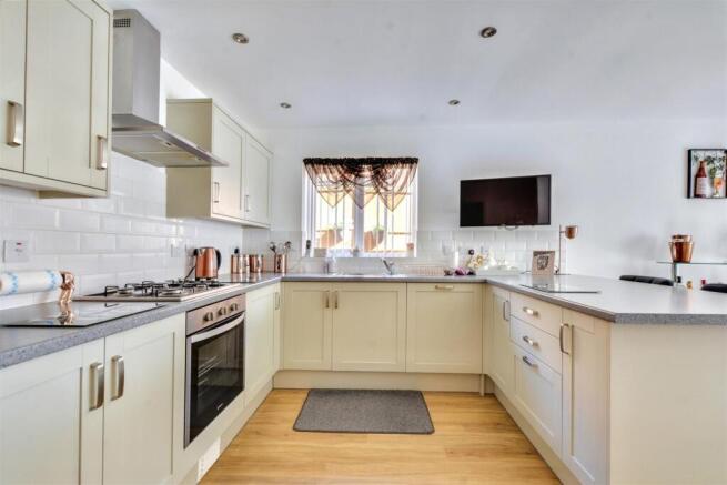 Kitchen_ (3).jpeg