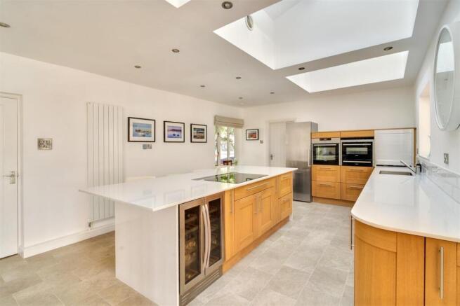 Kitchen_ (3).jpeg