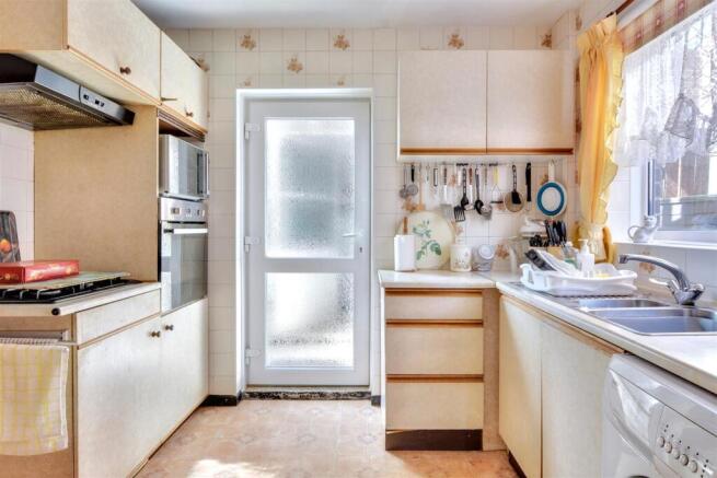 Kitchen_1.jpeg