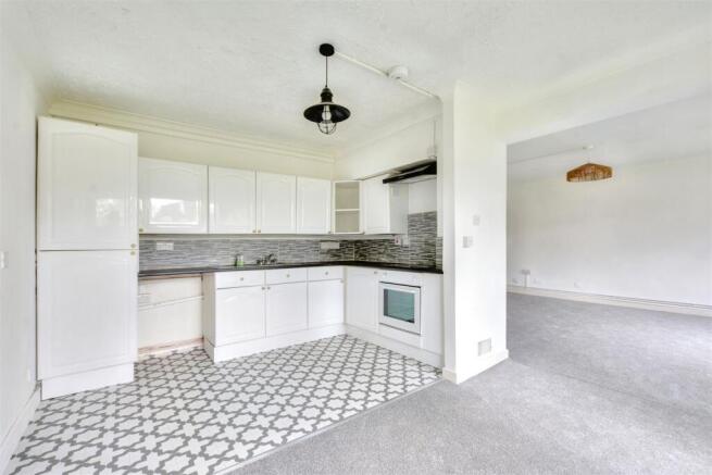 Kitchen_1.jpeg