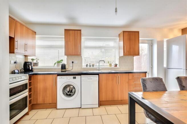 Kitchen_1.jpeg