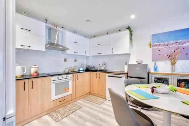 Kitchen_3.jpeg