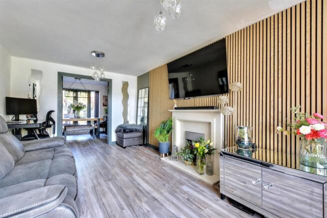 Lounge_ (2).jpeg