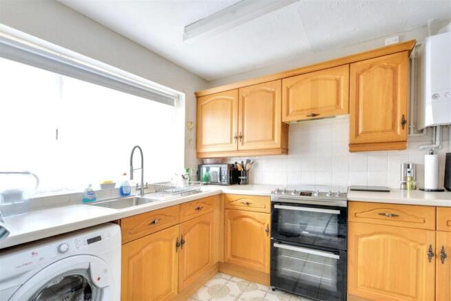 Kitchen_2.jpeg