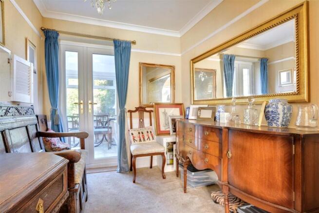 Dining Room.jpeg