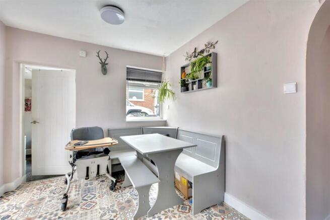 Kitchen_3.jpeg