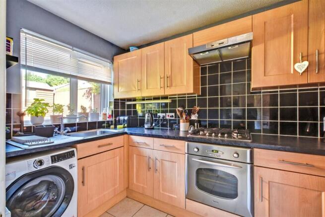 Kitchen_1.jpeg