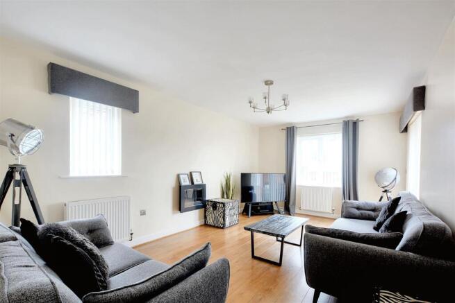 Living Room_1.jpeg