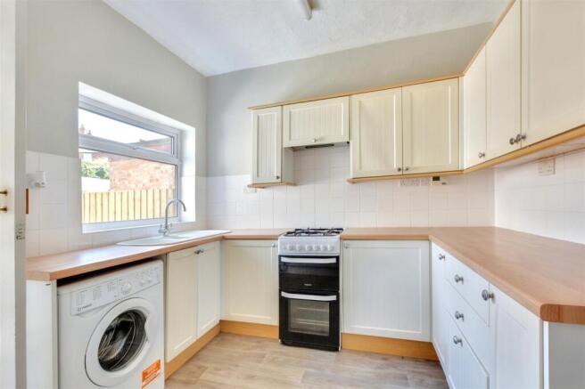 Kitchen_1.jpeg
