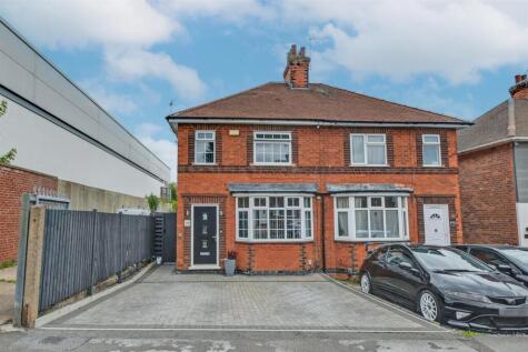 Ravenswood Road, Arnold, Nottingham