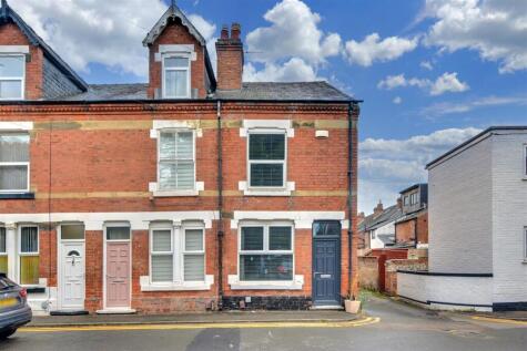 Woodland Grove, Colwick, Nottingham